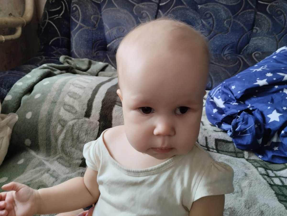 У Анегелинки новый глазик1680081813