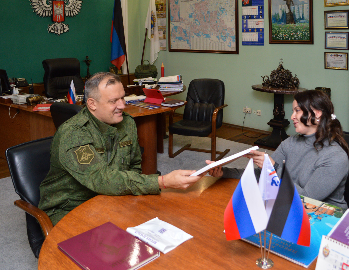 Алексей Кулемзин встретился с руководителем благотворительного фонда «Время добрых»1680615065