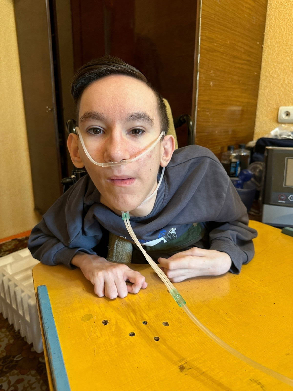 Влад борется со СМА 2 типа под звуки обстрелов1702213655