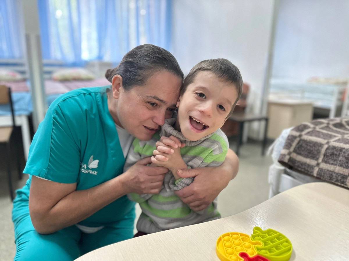 Проект Больничные няни для сирот получил поддержку от Макеевского кабельного завода.1703236090