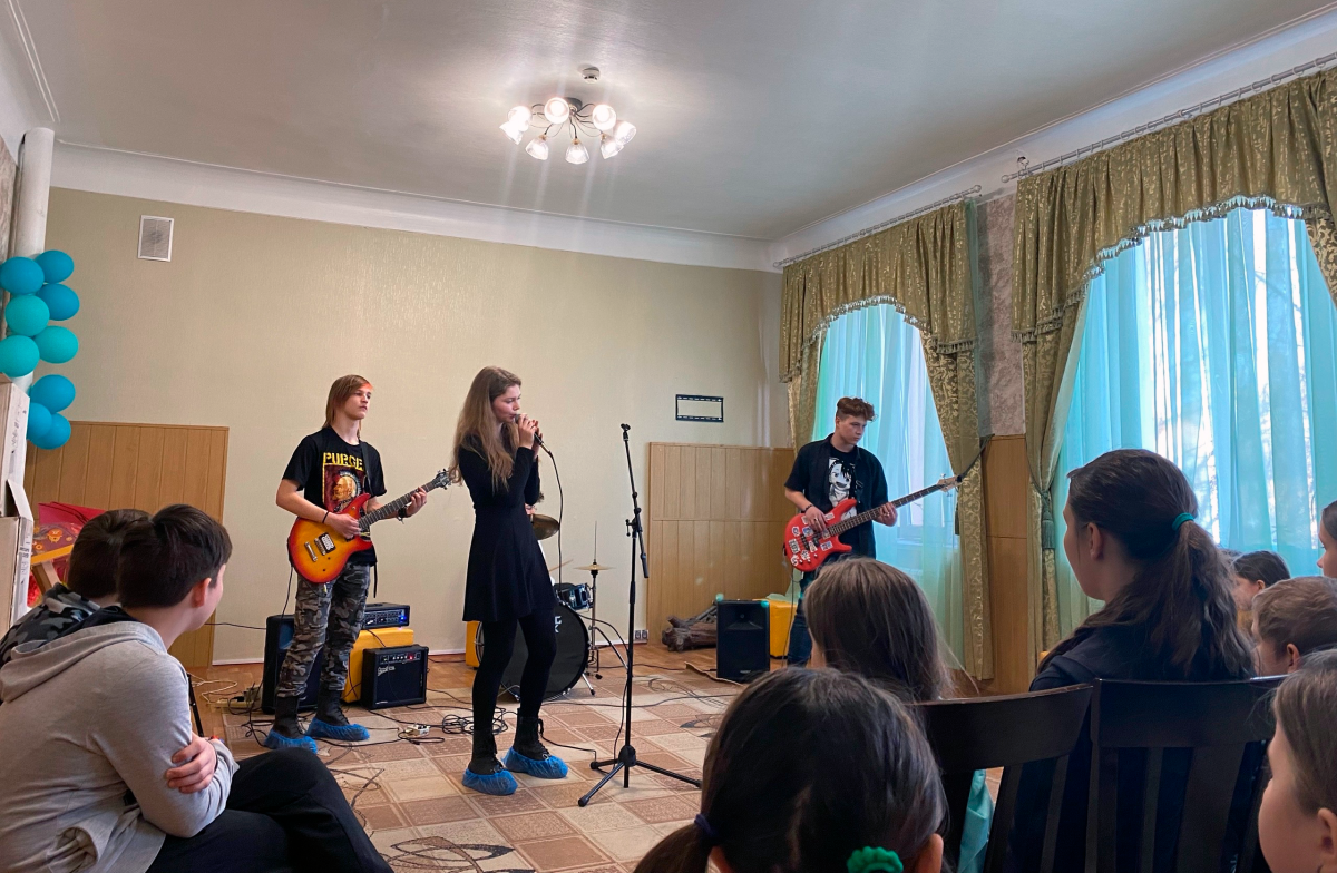 Музыальный вечер в Донецком социальном приюте1709711487
