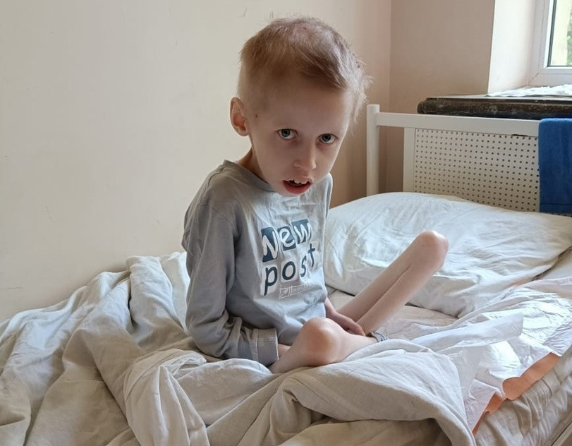 Искалеченное детство в собачьей будке1713269841