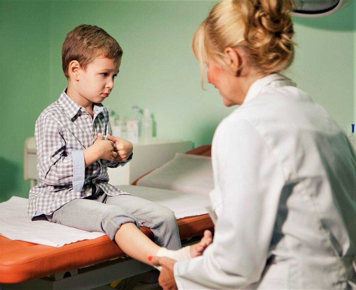 Как правильно рассказать  тяжелобольному ребенку о диагнозе?1718038940