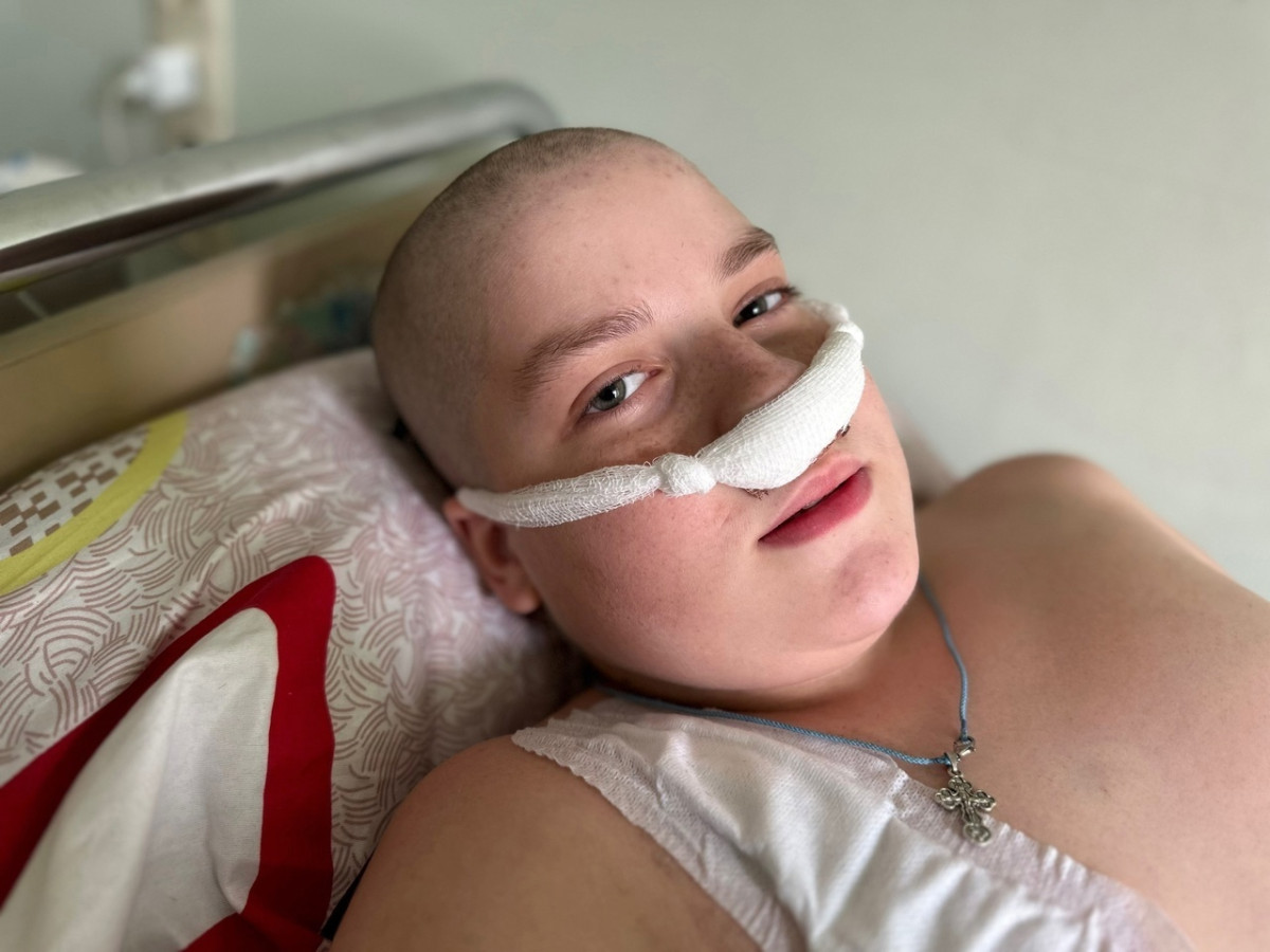 «Судороги, отёк лёгких, остановка дыхания, реанимация, ИВЛ. Мой сильный мальчик, всё вынес перед трансплантацией».1718788931