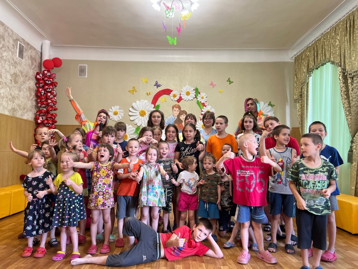 День именинника: праздник исполнения желаний для детей-сирот1722405792