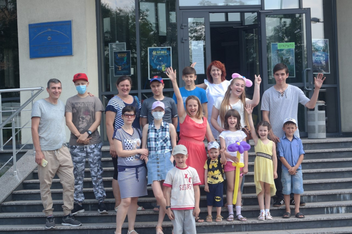 "Как Месяц в гости к Солнцу ходил"1587840096