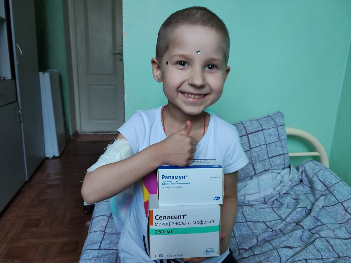 Ни рак, ни осложнения, ни трансплантация не заставили Валю перестать улыбаться! Новости Вали Шубиной1735380941