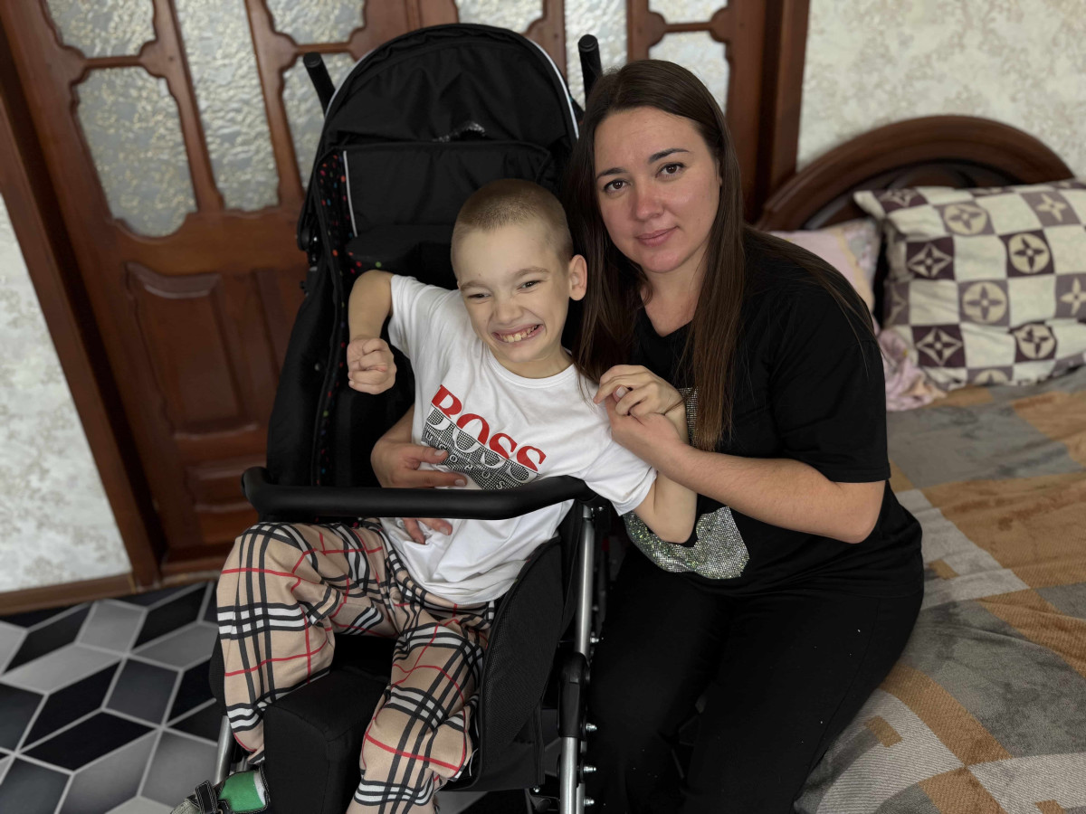 У Демида Любаса новая специализированная коляска! Ваша поддержка меняет жизнь1736426720