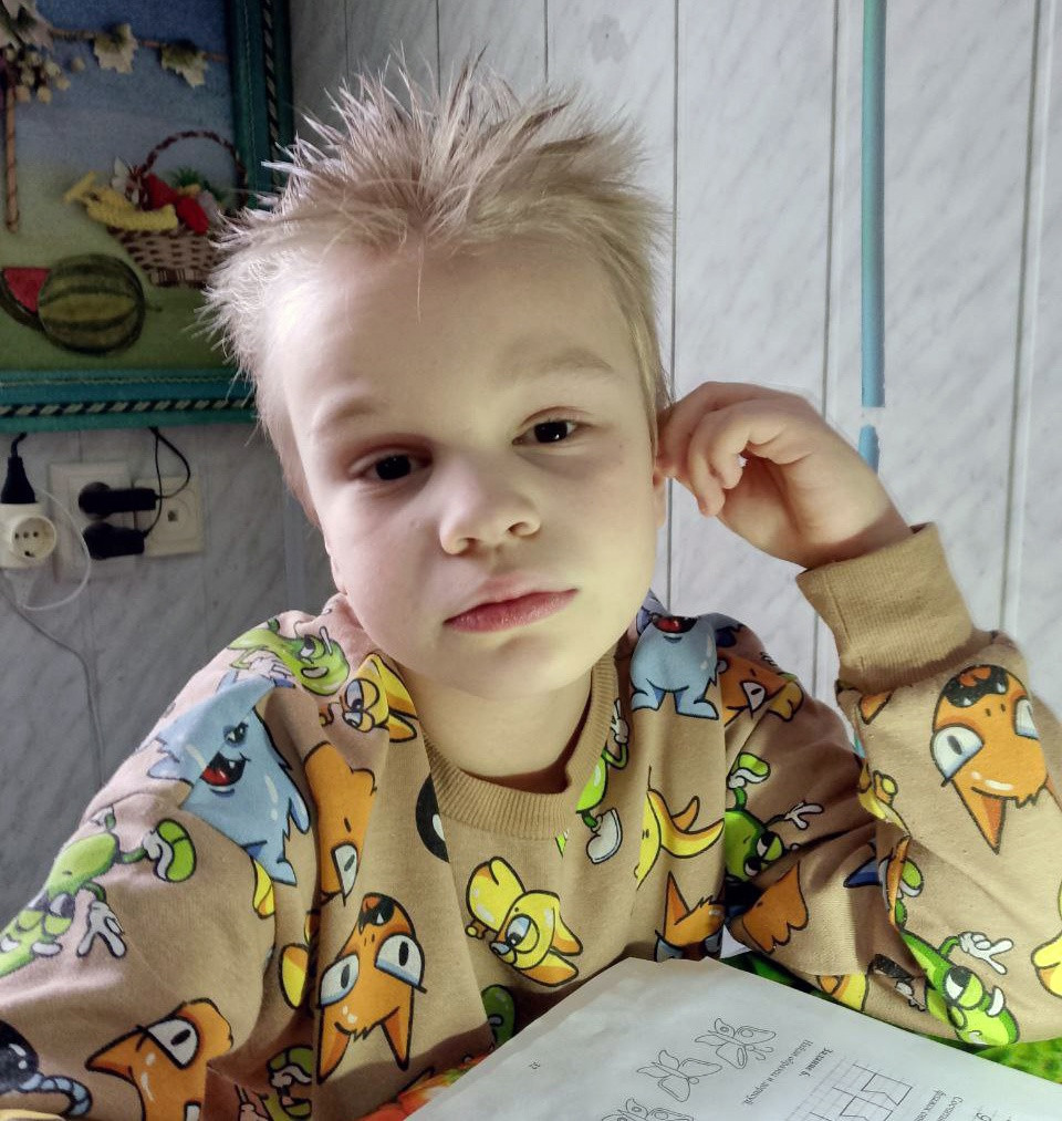 Давайте вместе озарим светом особенный мир Луки!1737975402