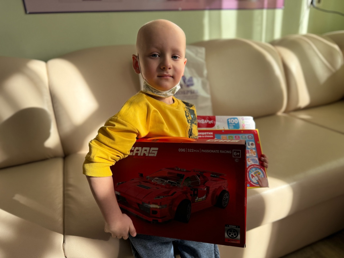 Основной курс лечения лейкоза пройден: Богдан отправляется домой!1738753359