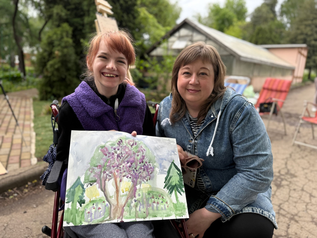 Медиа-школа НКО: Весенний пленэр для тяжелобольных детей ДНР1748255105