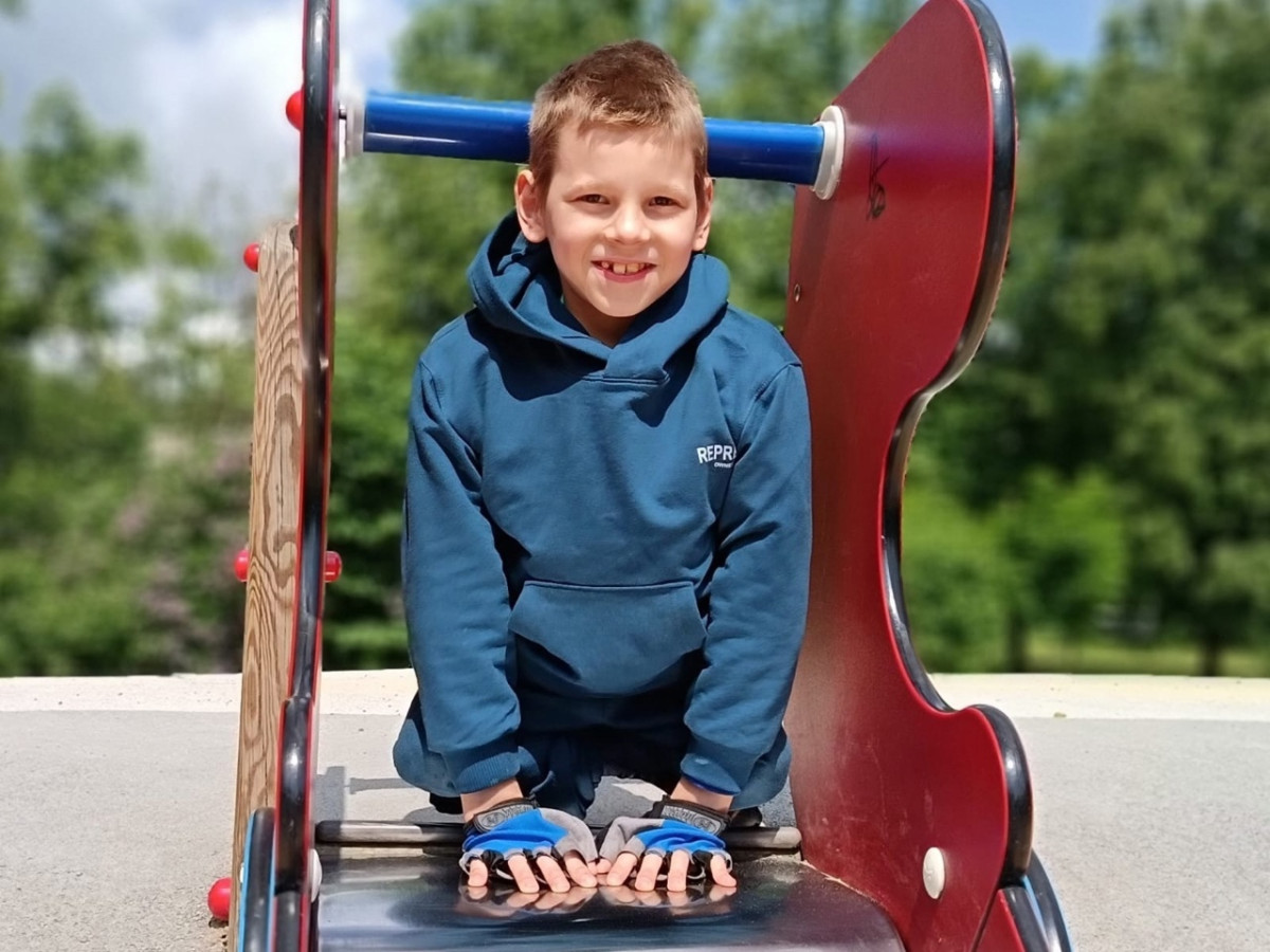 Долгожданный старт: Никита приехал в Питер на лечение!1750069050