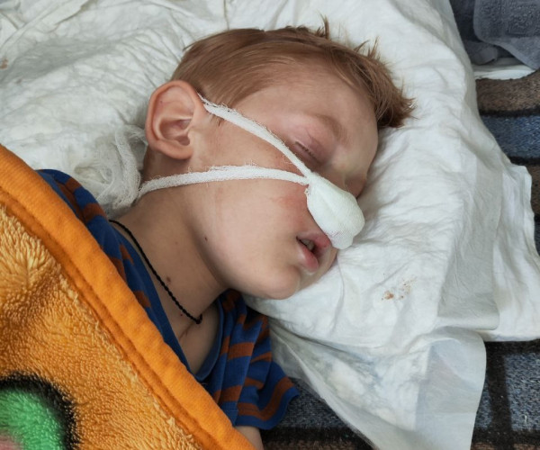 Ярику нужен препарат «Энплейт», чтобы жить без кровотечений1753434164