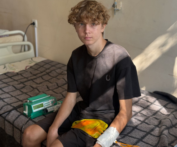 Без экстренной терапии сердце Леши может остановиться в любую секунду1759396418