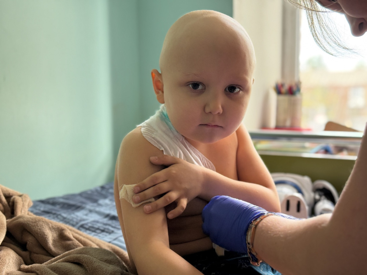 Жизнь Марка все еще в смертельной опасности. Защитите его от рака1760006945