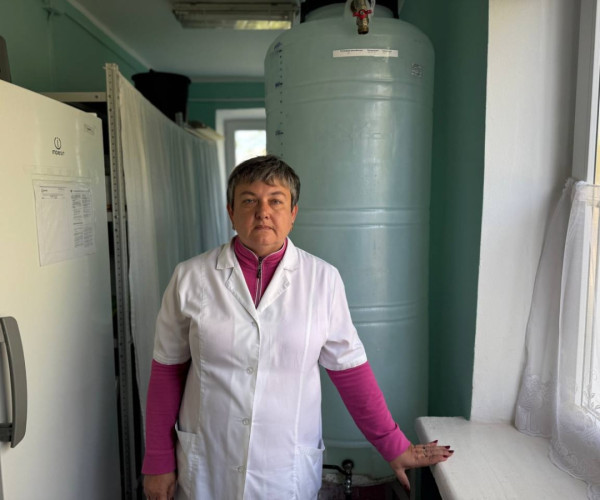 Чистая вода для сирот: забота о самых маленьких в условиях водной блокады1760085071