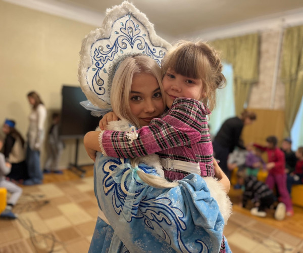 Совершите новогоднее чудо для тяжелобольных детей и сирот Донбасса!1762518765