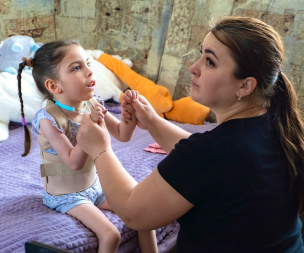 Варя Васина делает успехи в реабилитации: шаг за шагом к мечте!1764585935