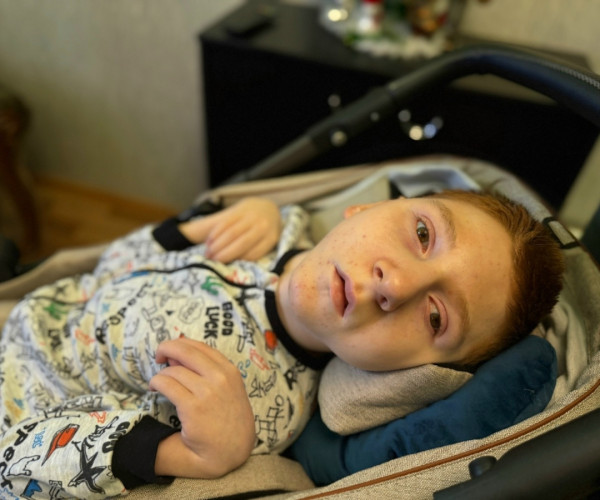 «Хоть ему и 15, он все тот же трехмесячный малыш», — сдержать слезы мама Русика не может1766146863