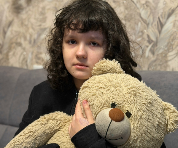 Без срочной операции на ноге Аня останется инвалидом1768807000