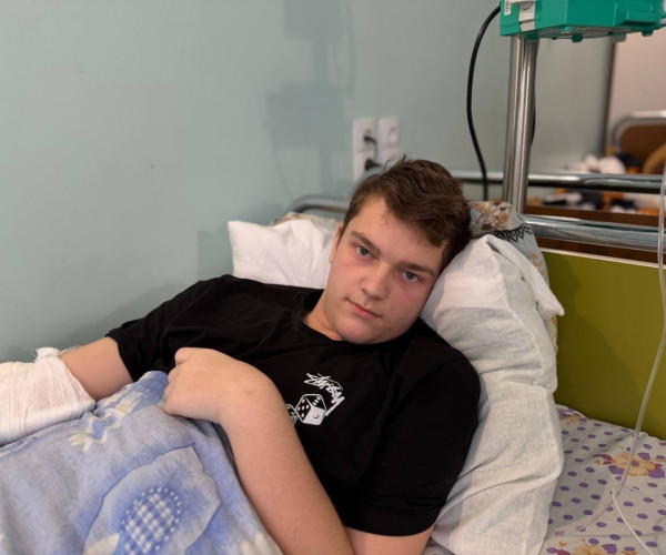 «Когда мне сказали, что у меня рак, я подумал, что скоро умру. Ведь из-за этой болезни мы потеряли папу».1772106732