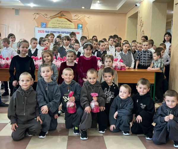 Пасхальная радость детям! ТМ «Урожай» передал праздничные куличи детям1776171790