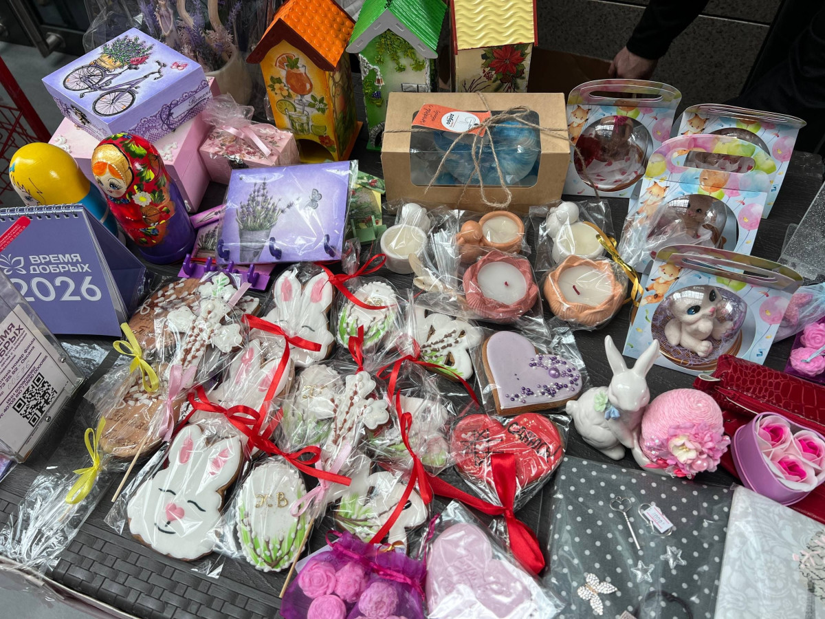 ВЕСТИ ДОНЕЦК: В преддверии светлого праздника Пасхи активисты фонда «Время Добрых» организовали благотворительную ярмарку1776937084