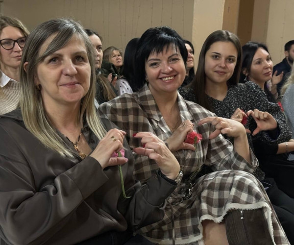 Профильная гимназия №122 творит настоящее чудо!1777294384