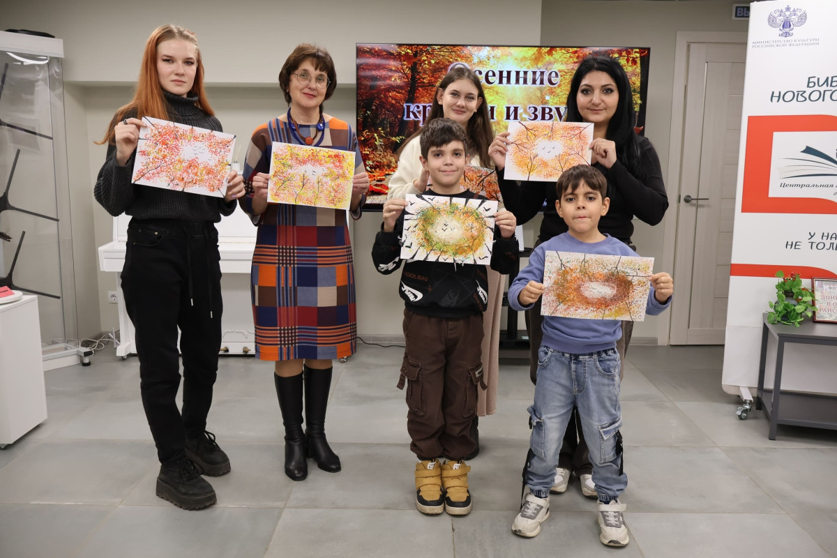 «Светлый компас» ведёт к искусству: поэтический час и арт-терапия для семей с детьми с ОВЗ»1788163324