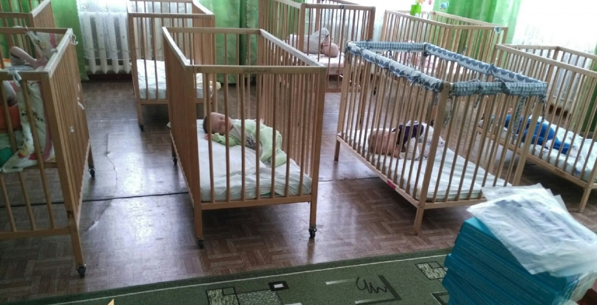 Помощь сиротам инвалидам в детским домах и приютах1587924449