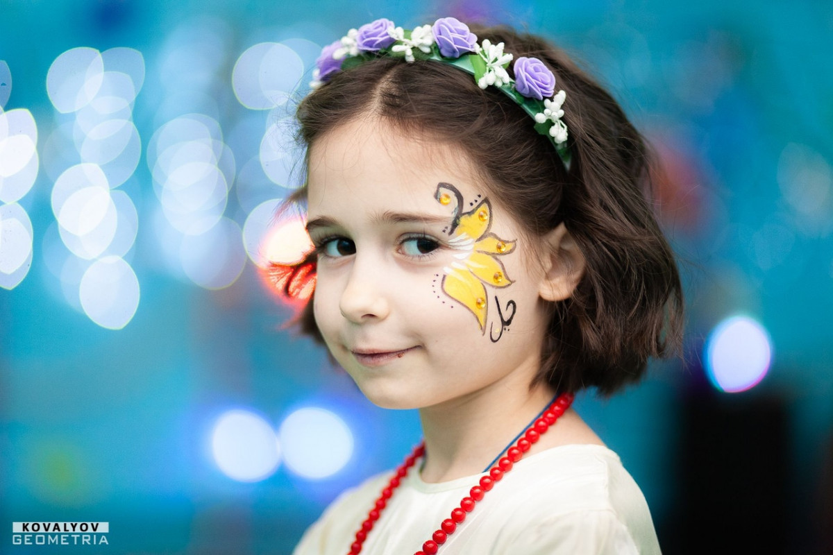 Day of Beauty and the New Year disco for children from the Children's Social Shelter in Donetsk.1622887937
