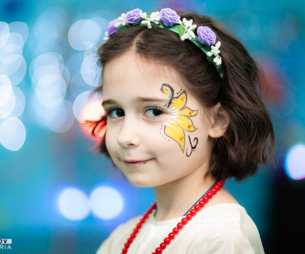 Day of Beauty and the New Year disco for children from the Children's Social Shelter in Donetsk.1622887937