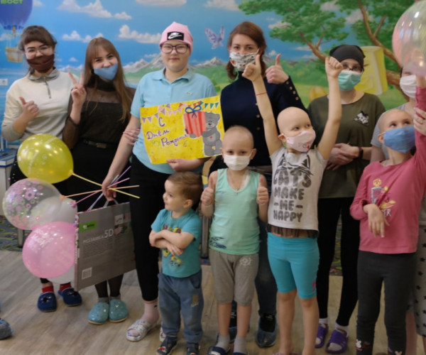 We believe that Mashenka will beat cancer! And she will say goodbye to pain and fear forever...1622889885