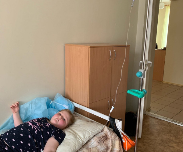 A life worth 100,000 rubles a month. Yves Vanroy helped Masha Alexanina.1622892542