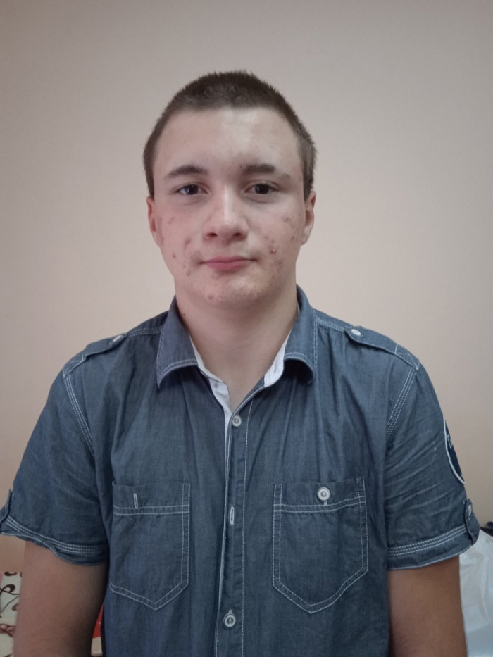 Мама Максима Глущук просит спасти сына .1628091267