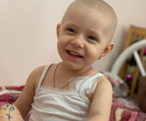 Sophia Kulikova's smile hides the pain and suffering of her battle with cancer1628156822