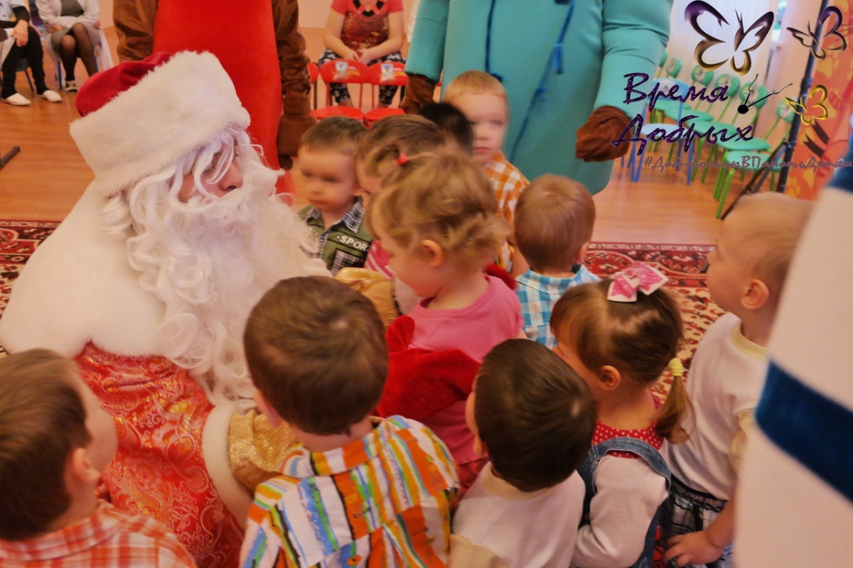 Рождественские чудеса для деток сирот Донецка 20191589181443