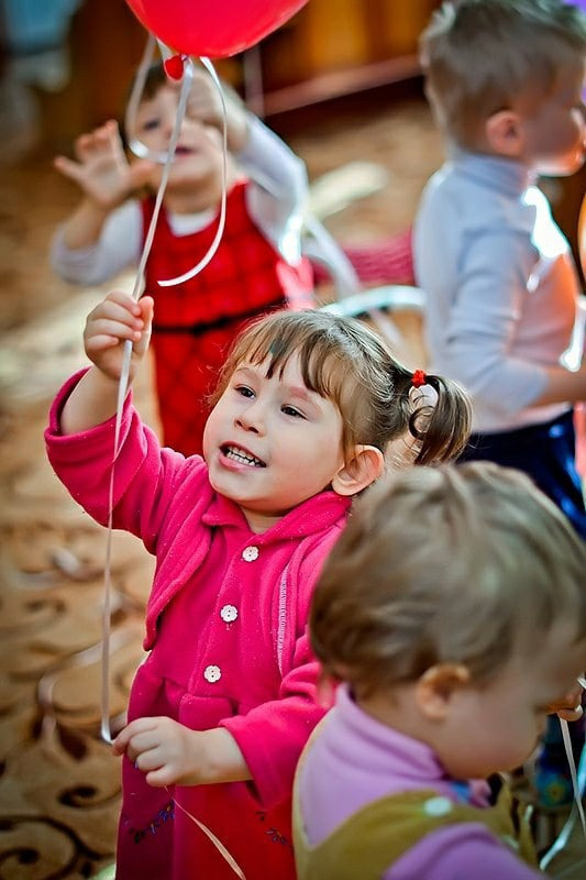 Мы благодарим Yves Vanroy за помощь в приобретении медикаментов для группы инвалидов и специализированного питания для детей-сирот с фенилкетонурией.1636380058