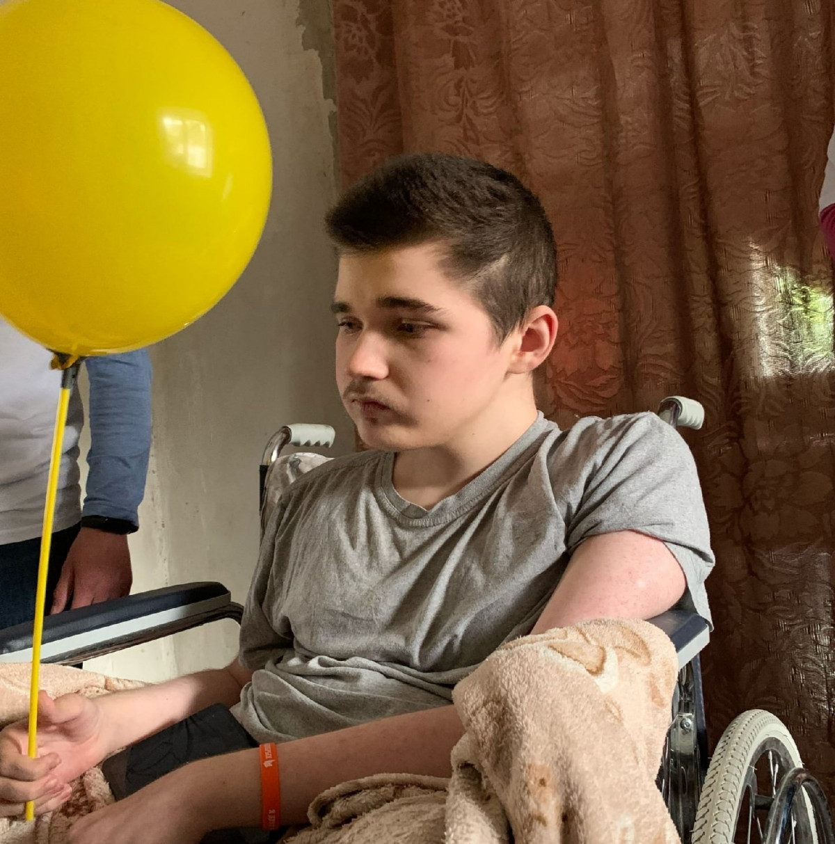 О САШЕ, ЕГО ВСЕЛЕННОЙ И ПРИГОВОРЕ НА ВСЮ ЖИЗНЬ1638869903