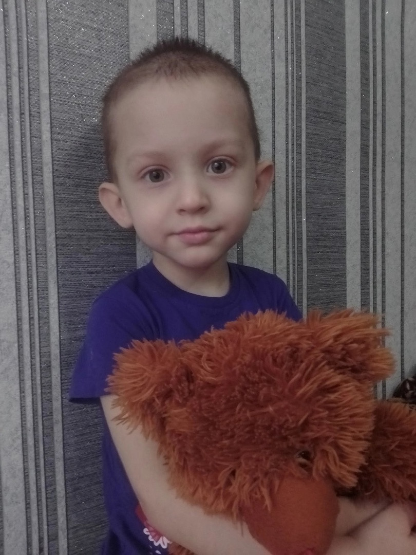 Детство спасает Сашу от РАКа1643359598