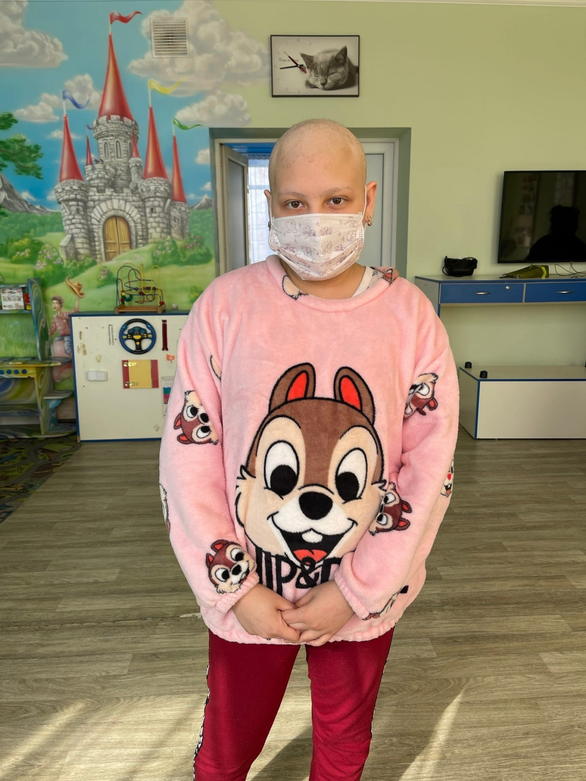 Генеральный директор объединения "Первый ЛВЗ" Екатерина Викторовна Шайбу не прекращает спасать жизни онкобольных детей Донбасса!1648116610