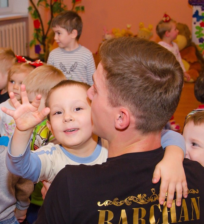 Илюшка в семье!1589362246