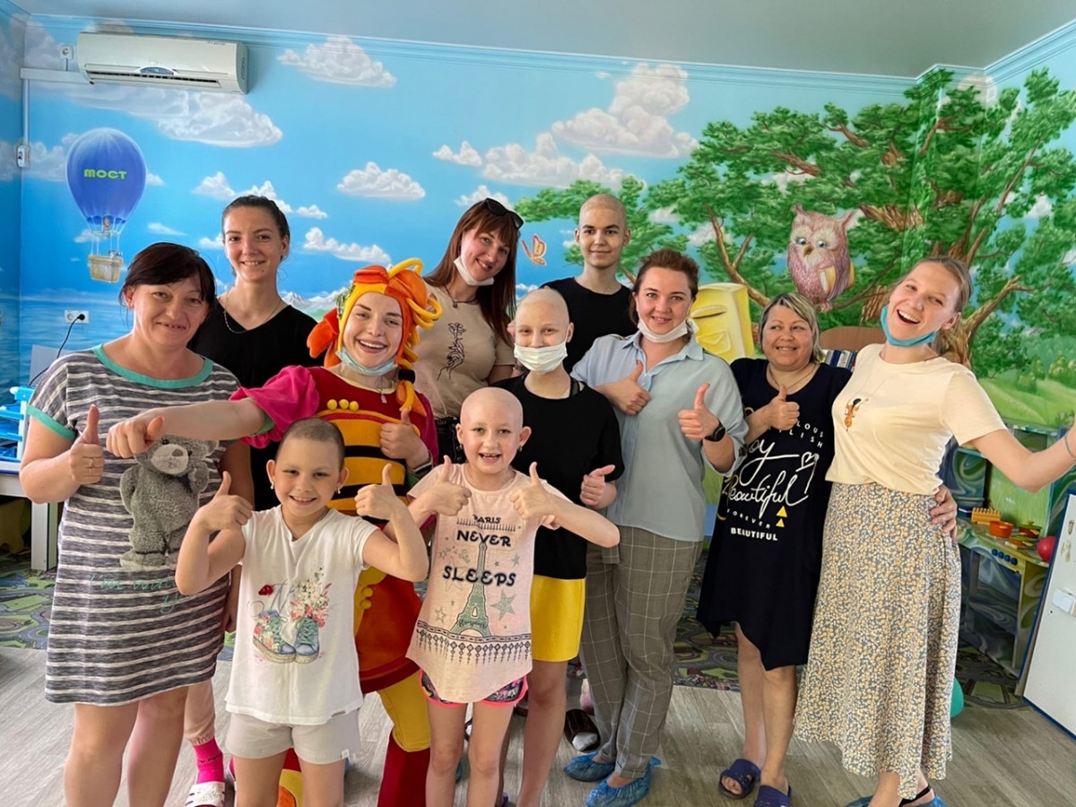 День защиты детей в детском онкоотделении1654320202