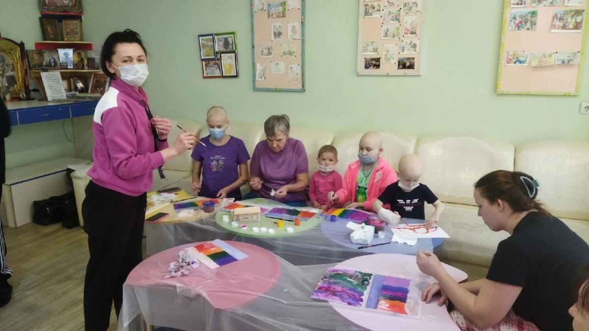 Очередные творческие приключения в детском онкоотделении1667813701