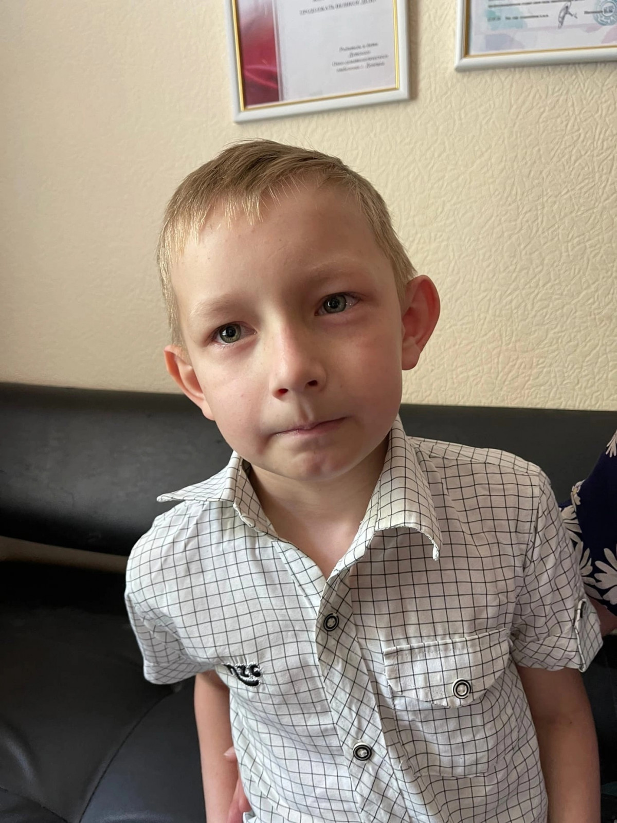 У Тёмы просто начали подкашиваться ножки.1670359046