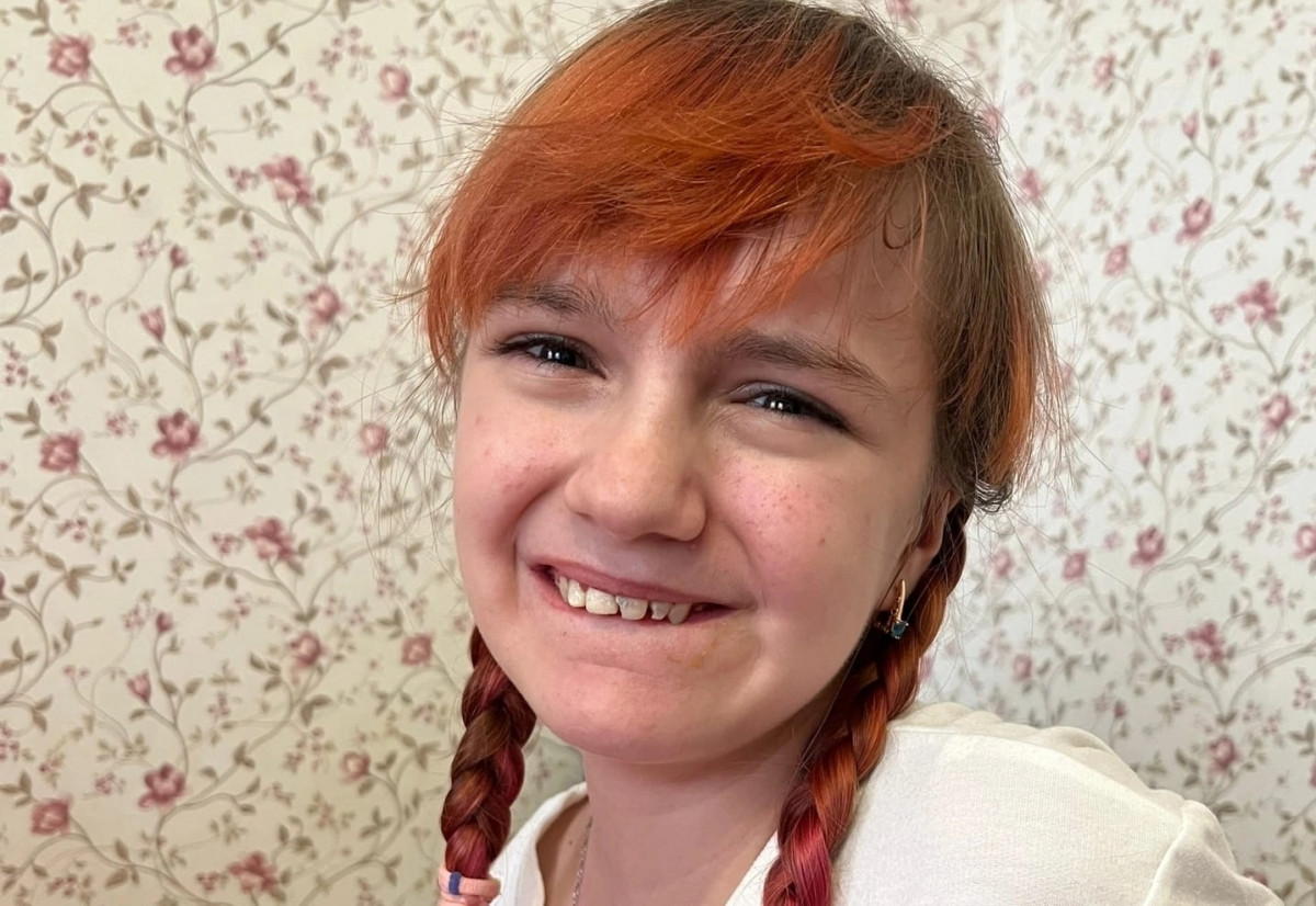 Внешне радостная Даша страдает от неизлечимого заболевания...1675416537