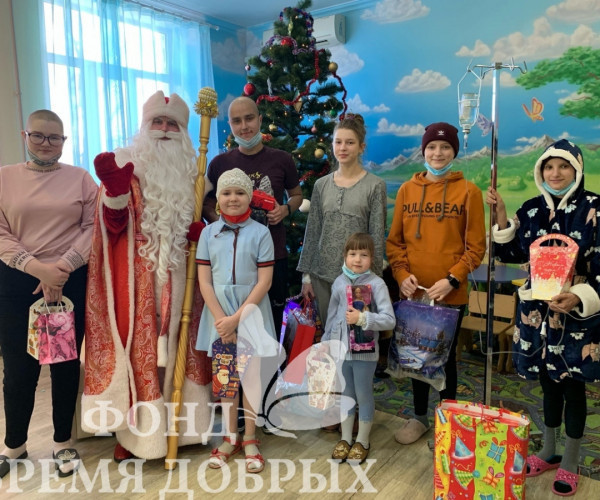 A FAIRY TALE IN DONETSK ONCOLOGY CENTERS COMES TO LIFE ON NEW YEAR'S EVE1622025865