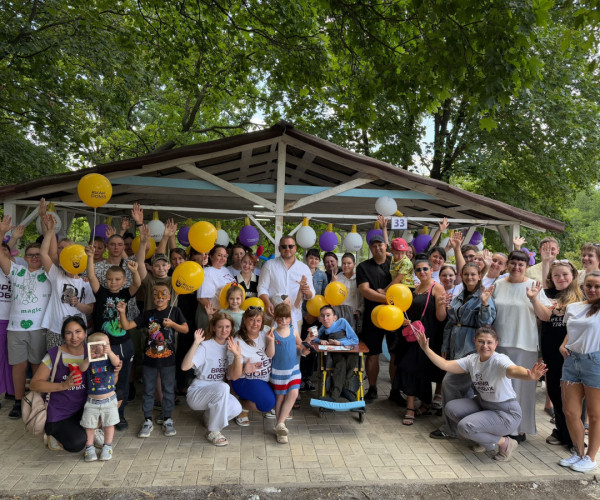 Праздник, исцеляющий души. Как прошли семейные выходные в преддверии Яблочного Спаса1755601459